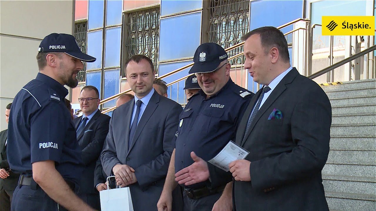 Pojazdy i wideorejestratory dla Policji