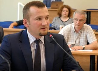 Radni chcą powołania zespołu roboczego ds. budowy otwartego basenu w Tychach