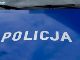 Na placu Św. Anny w Tychach tę parę nagrał monitoring. Szuka ich policja