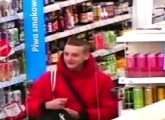 Młody człowiek w Tychach kradł alkohol i energetyki. Zaatakował pracownika sklepu