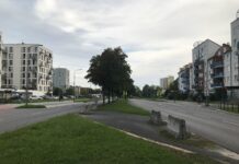 Mieszkaniec pyta czy wróci zieleń i drzewa na fragment al. Bielskiej. Sprawdziliśmy