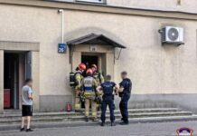 Pożar w budynku mieszkalnym w Tychach Pożar na ulicy Bibliotecznej / fot. 112Tychy.pl