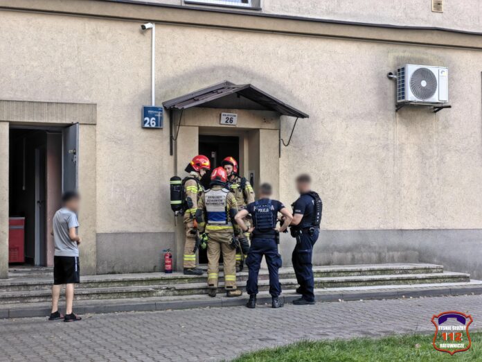 3-8 Pożar na ulicy Bibliotecznej / fot. 112Tychy.pl