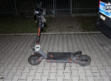 Hulajnoga elektryczna, którą uciekał 16-latek / fot. Tychy24.net