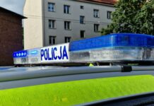 Tyska policja szuka świadków trzech zdarzeń drogowych. Jeden z kierowców potrącił pieszego i uciekł