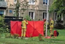 Śmierć w Tychach. Mężczyzna leżał na chodniku