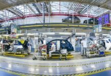 Od piątku przerwy w produkcji w tyskiej fabryce Stellantis. Związki zawodowe wynegocjowały porozumienie
