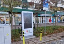 Mieszkańcy Tychów tracą miejsca parkingowe na rzecz ładowarek do samochodów elektrycznych