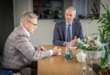 Miasto oficjalnie sprzedało działkę w centrum. Powstanie tam nowy sąd za bagatela ponad 200 mln zł