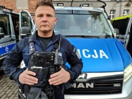 Policjant po służbie obezwładnił uczestników awantury Tychach. Jeden miał przy sobie atrapę broni