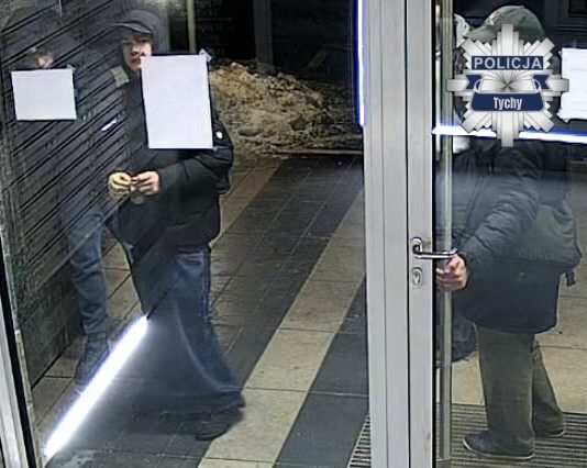 Tyska policja szuka czterech młodych mężczyzn. Opublikowali ich wizerunki