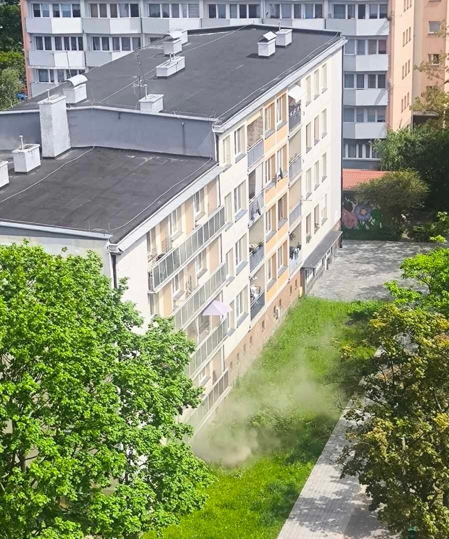 Pożar w bloku na ulicy Dąbrowskiego w Tychach