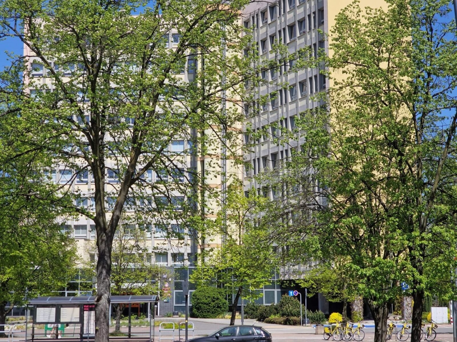 Druga edycja programu „Mieszkanie za remont” w Tychach. Mniej chętnych niż lokali