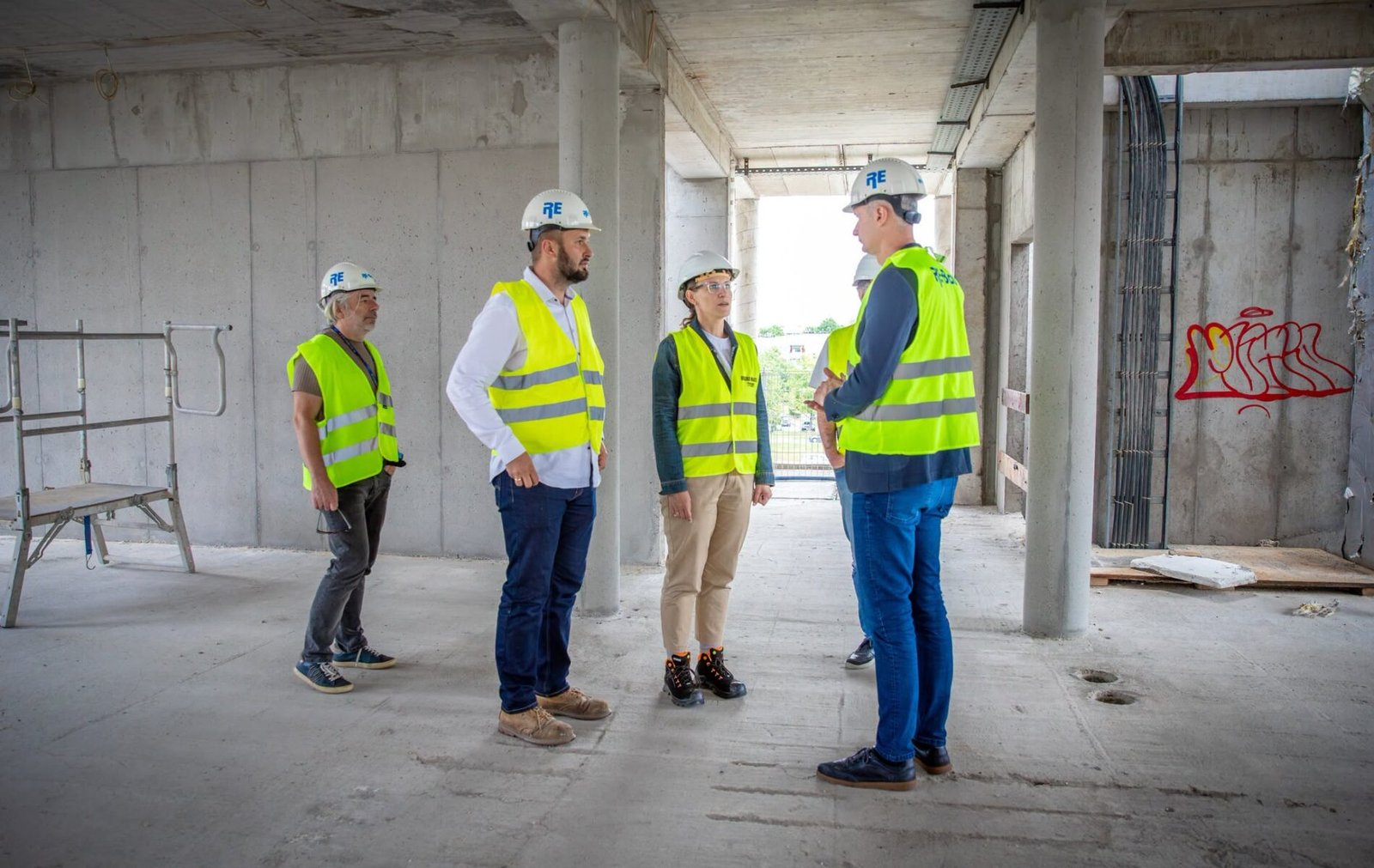 Prezydent Tychów, Maciej Gramatyka na budowie Hubu Zielonej Gospodarki / fot. UM Tychy