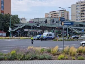 Święcenie pojazdów w Tychach - zablokowana ulica / fot. Tychy24.net