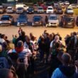 Kibice na schodach zablokowani barierkami na Stadionie Zimowym / fot. użytkownik Tychy24.net