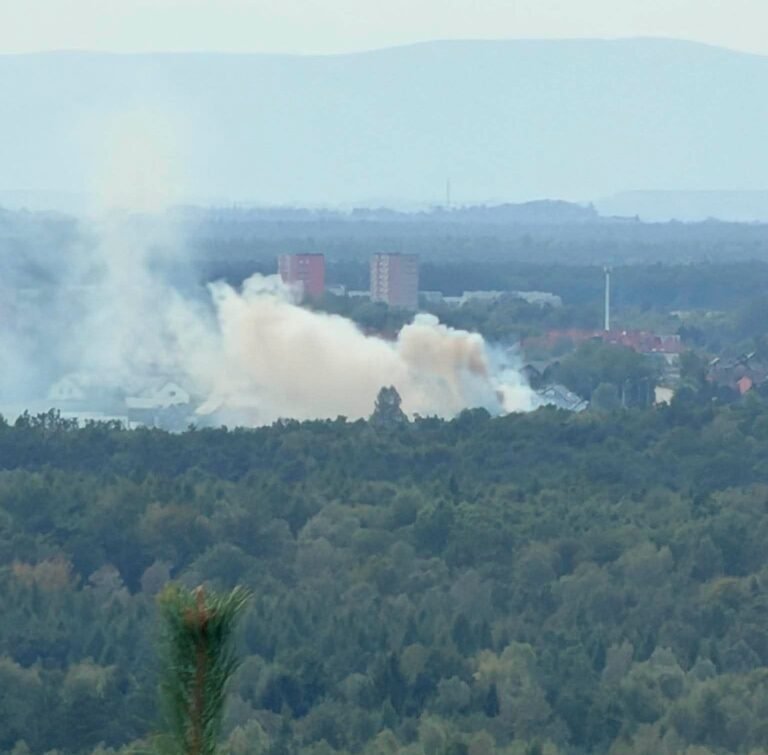 Pożar przy ulicy Dołowej / fot. 112Tychy.pl
