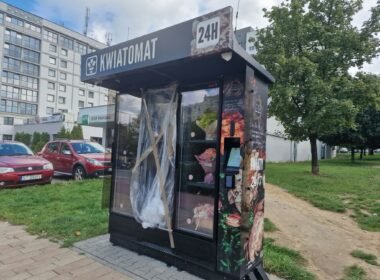 Uszkodzony kwiatomat / fot. Tychy24.net