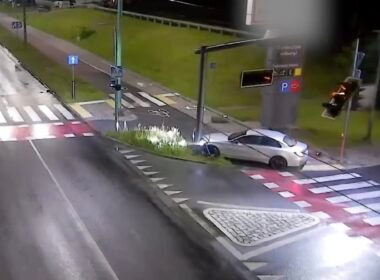 Zdarzenie na skrzyżowaniu ul. Tischnera z al. Piłsudskiego / fot. Tychy na Drodze / Facebook